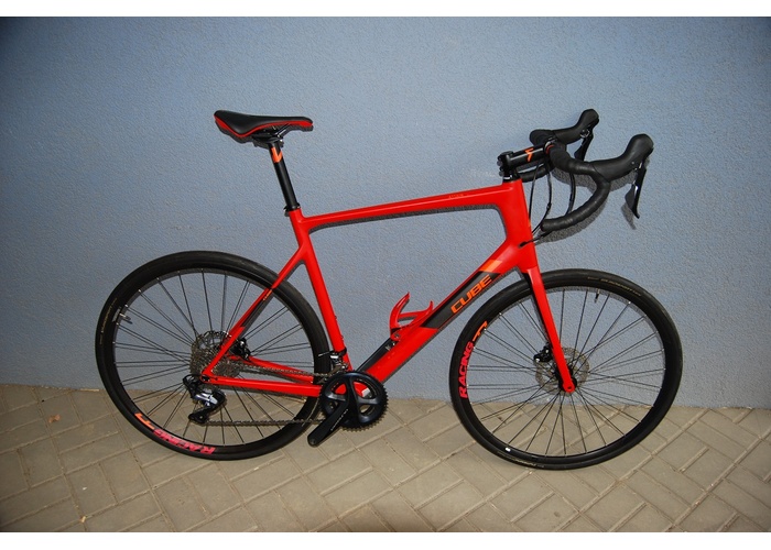 KM bikes - Cube Attain GTC Disc 62CM