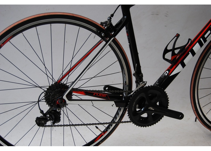 KM bikes - Cube Attain Carbon 56CM