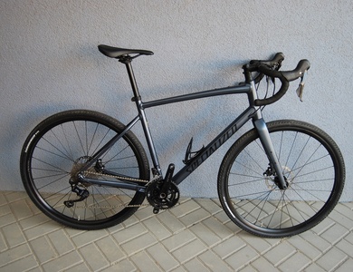 KM Bikes - Specialized Diverge 58CM