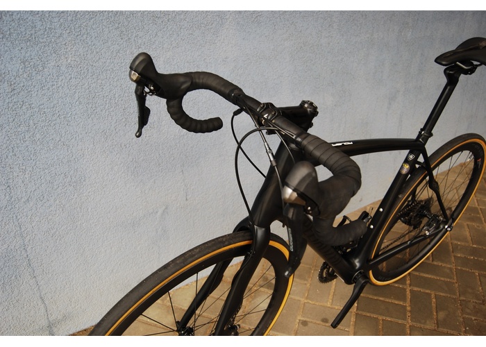 KM bikes - Specialized Roubaix Carbon Disc 56CM