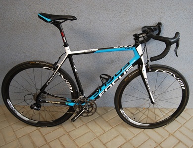 KM Bikes - Focus Cayo Carbon 57CM
