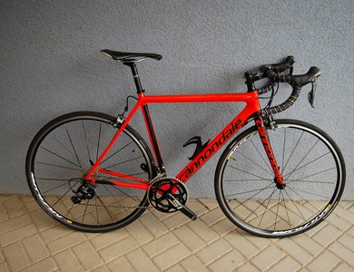 KM Bikes - Cannondale SuperSix Carbon 52CM
