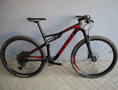 KM Bikes - Specialized Epic 29 Carbon M