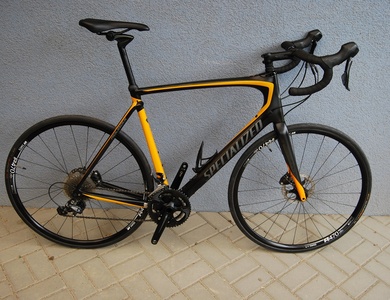 KM Bikes - Specialized Roubaix Carbon Disc 61CM