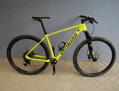 KM Bikes - Specialized Stumpjumper 29 Carbon L