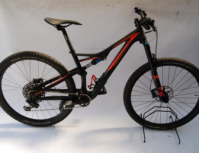 KM Bikes - Specialized Stumpjumper FSR 29 Carbon M