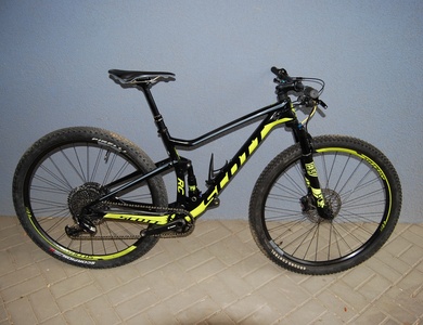 KM Bikes - Scott Spark 29 RC Carbon M
