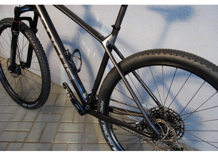 KM bikes - Focus Raven 29 Carbon L