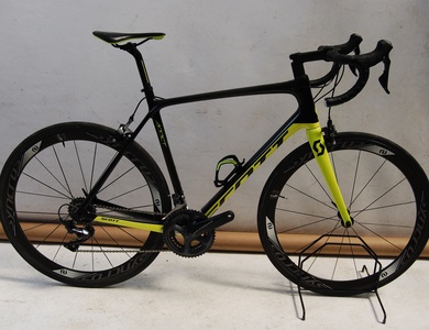 KM Bikes - Scott Addict Carbon 56CM