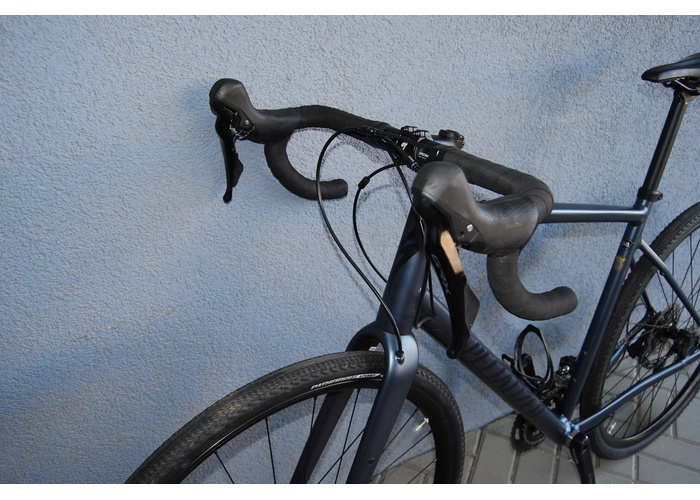KM bikes - Specialized Diverge 58CM