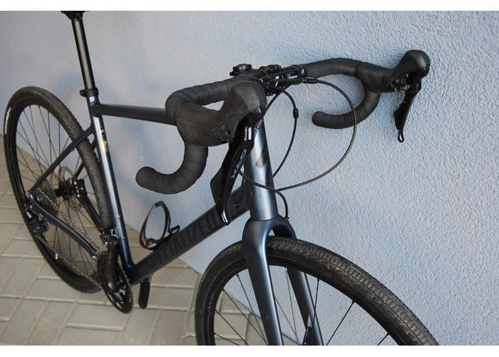 KM bikes - Specialized Diverge 58CM