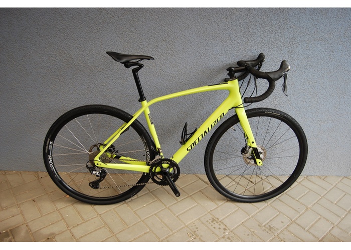 KM bikes - Specialized Diverge Carbon 56CM