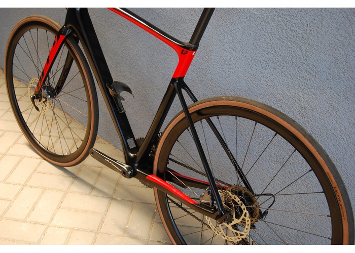 KM bikes - Giant Defy Advanced Disc 56CM